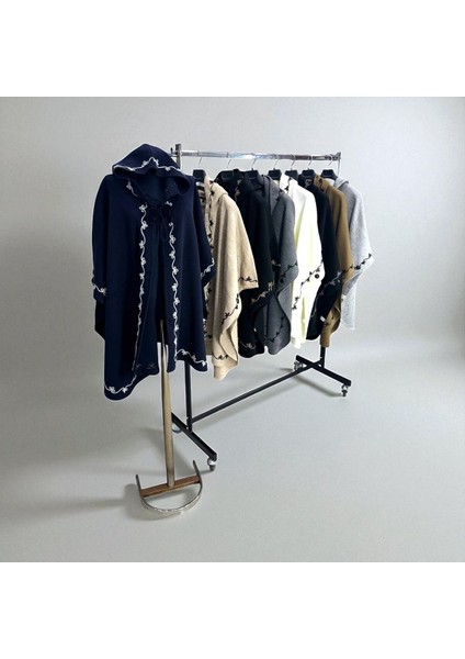 Akmoda Kalın Kışlık Triko Uzun Panço