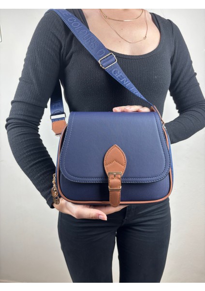 Kadın Kumaş Lacivert Tokalı Kapaklı Şık Mini Boy El ve Omuz Çantası