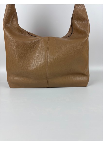 Kadın Suni Deri Taba Kapitone Dokulu Maxi Boy Omuz Çantası modelleri