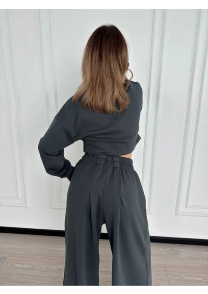 Uzun Kollu Önü Ip Büzgülü Crop ve Pantolon Ikili Takım fırsatları
