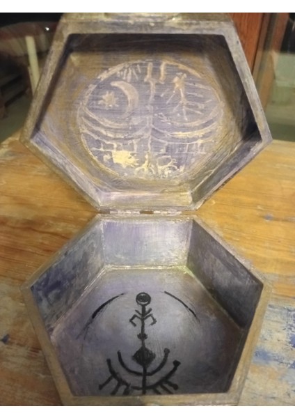 Cundart Studio® Altıgen Eskitme Mor Kutu/El çizimi semboller