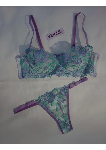 La Vıor Çiçek Nakışlı Balenli Sütyen Takımı fiyatları