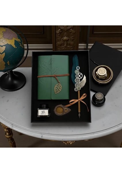 Isme Özel Yeşil Renk Divit Hokka Defter ve Tüylü Kalem Seti fiyatları