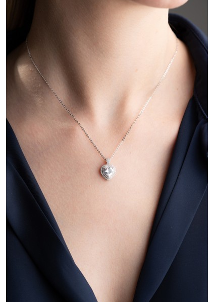 925 Ayar Gümüş Zirkon Taşlı Kalp Kolye