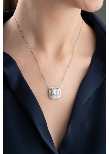 925 Ayar Gümüş Baget Taşlı Pırlanta Montür Kolye