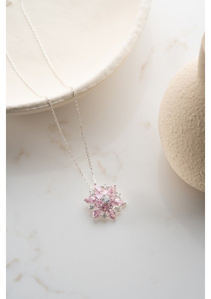 925 Ayar Gümüş Pembe Oval Zirkon Taşlı Lotus