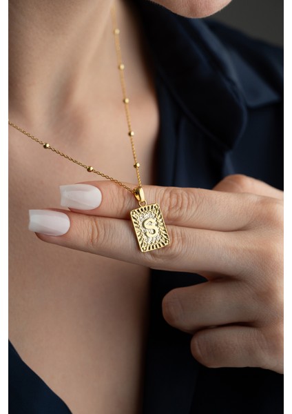 925 Ayar Gümüş Işıklı Kutuda Kişiye Özel Plaka Harf Kolye indirimleri