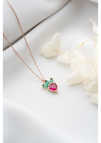 925 Ayar Gümüş Çilek Kolye fiyatları