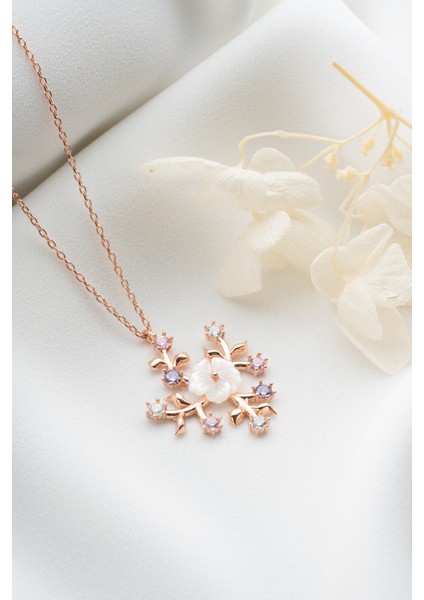 925 Ayar Gümüş Sedefli Çiçek Kolye fiyatları