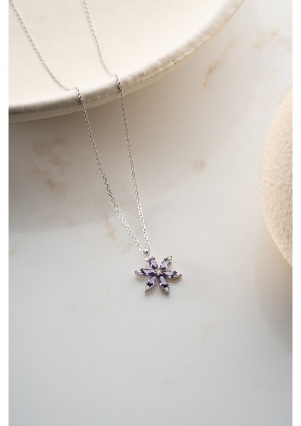 925 Ayar Gümüş Mor Taşlı Lotus Kolye fırsatları