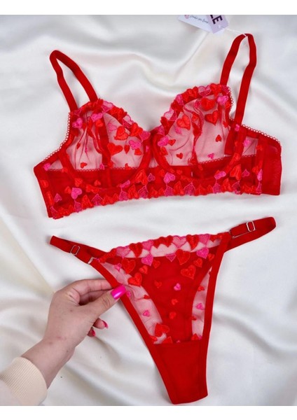 La Vıor Balenli Sütyen Takımı Kırmızı Kalpli Dantelli Iç Çamaşırı Takımı fırsatları