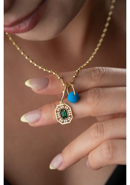 925 Ayar Gümüş Yeşil Baget Taşlı Şans Kolye fiyatları