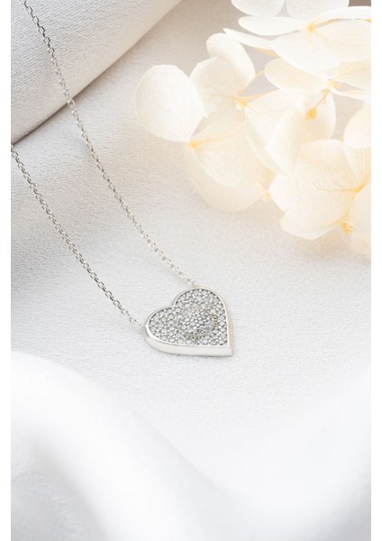 925 Ayar Gümüş Zirkon Taşlı Kalp Kolye fırsatları