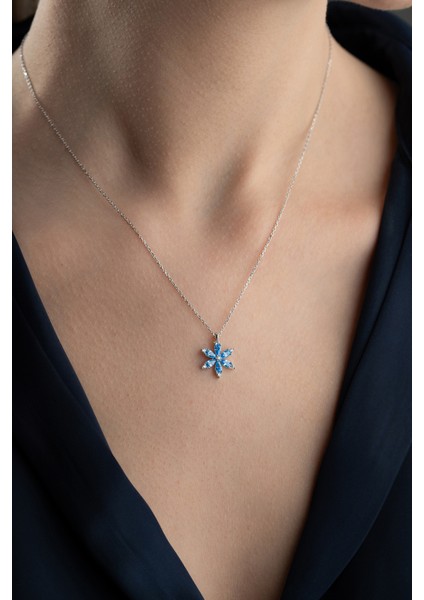 925 Ayar Gümüş Aqua Taşlı Lotus Kolye