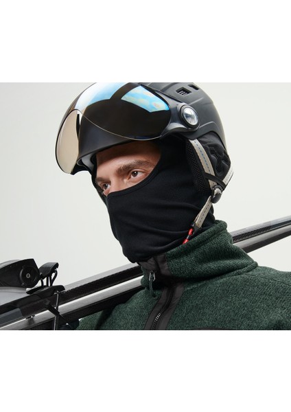 Performans Kar Maskesi, Siyah