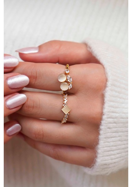 & Geometrik Zirkon Taşlı Altın Kaplama Ikili Kadın Yüzük Seti