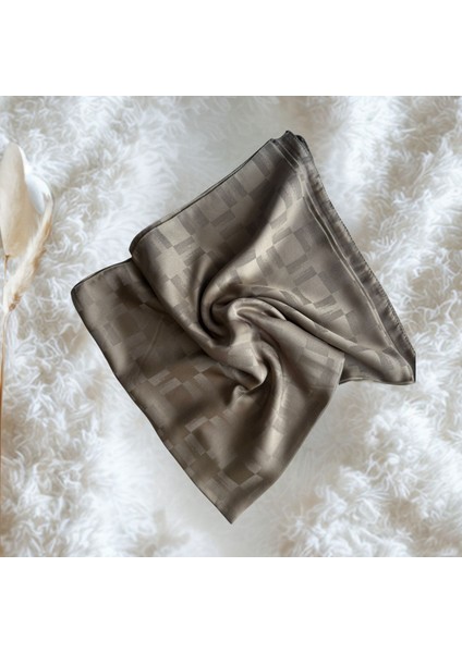 Dama Desenli Jakarlı Kahverengi Şal fırsatları