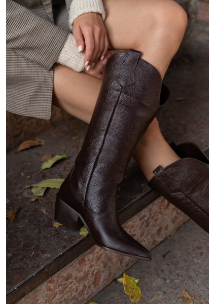 Arrow Siyah Renkli Hakiki Deri Kadın Western Topuklu Çizme fiyatları