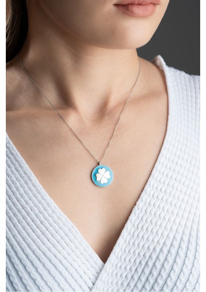 925 Ayar Gümüş Mavi Mineli Yonca Kolye