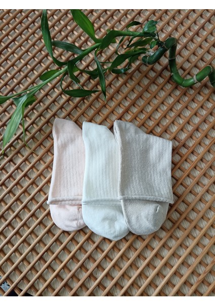 Bambu Lastiksiz Dikişsiz Burun Şeker Çorabı 3'lü Kadın Çorabı
