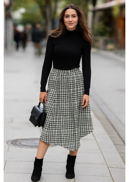 Kare Desenli Asimetrik Kesim Midi Etek Yüksek Bel