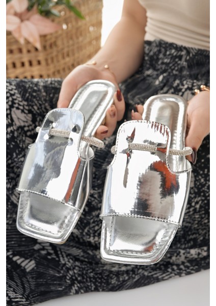 Kadın Terlik Şık Dışarı Plaj Yazlık Günlük Ev Terliği fırsatları