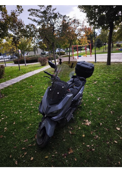 Deflektör Füme Model 2 Rüzgar Saptırıcı Siperlik Şeffaf Motor Camı Cam Uzatma