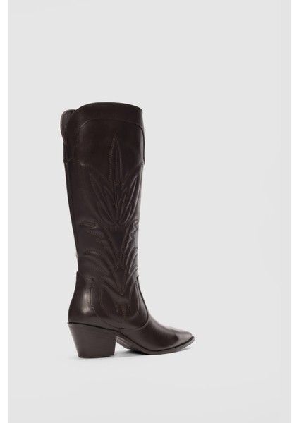 Arlina Sivri Burun Işlemeli Kadın Çizme- Kahverengi fiyatları