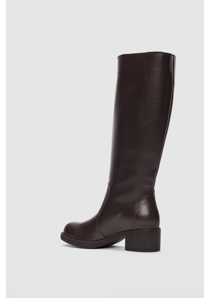 Galtrix Oval Burun Ayarlanabilir Toka Detaylı Kadın Çizme- Kahverengi modelleri