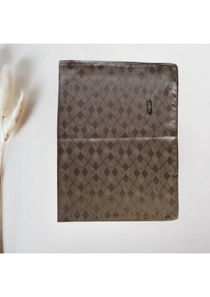 Küçük Baklava Desenli Açık Kahve Jakarlı Şal fiyatları