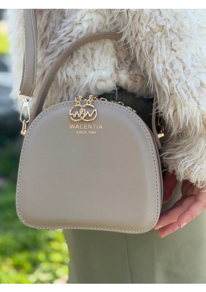 Nçs Bölmeli Ayarlanabilir Askılı Sade ve Şık Kutu Model Kadın Çapraz Omuz ve El Çantası Çantası