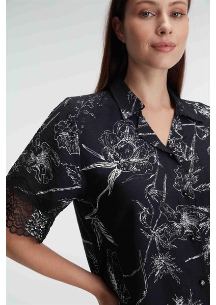 Yarım Kollu V Yaka Kadın Viskon Çiçek Desenli Yazlık Dokuma Dantel Detaylı Pijama Takımı fiyatları