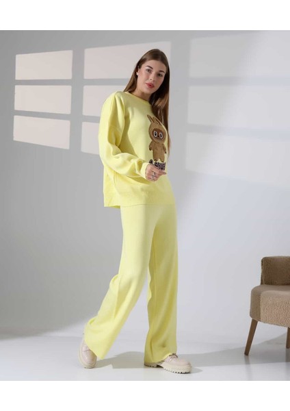 Labubu Desenli Oversize Triko Takım fiyatları