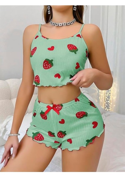 Pamuklu Yeşil Üstüne Çilek Desen Fitilli Askılı Şortlu Pijama Takımı indirimleri