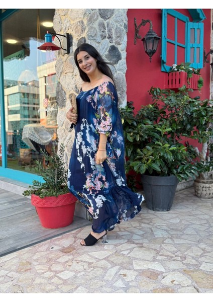 Çiçek Desenli Mavi Ipek Elbise – Şık ve Zarif Tasarım fırsatları