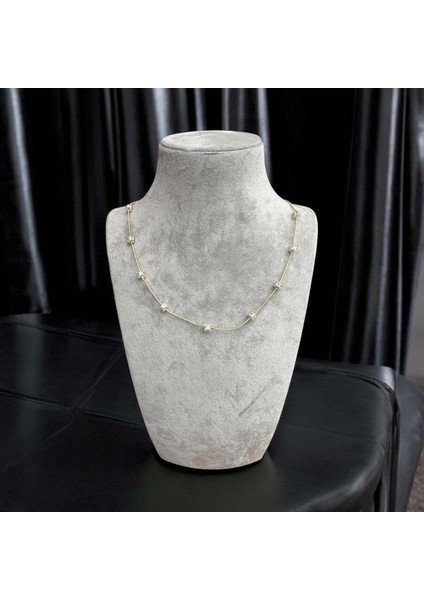 Zirkon Taş Detaylı Çelik Kolye - Zarif ve Işıltılı Tasarım