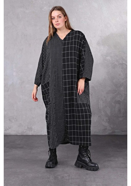 Çizgili Kare Desenli Oversize Cepli Elbise fırsatları