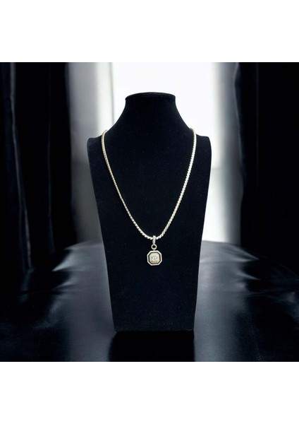 Patricia Zirkon Taş Detaylı Çelik Kolye - Şık ve Zarif Tasarım