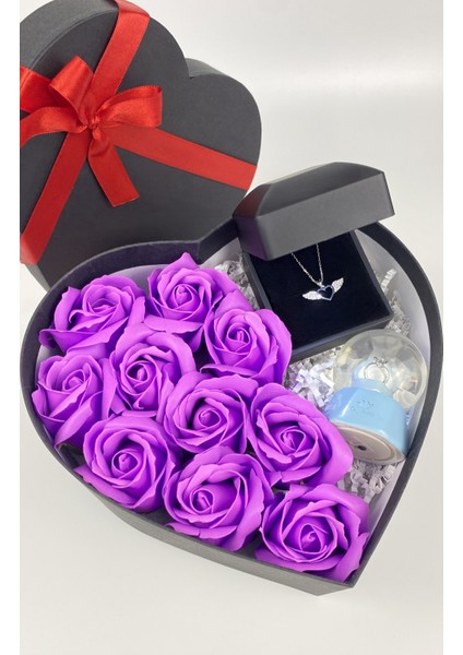Işıltılı Aşk Kutusu – Mor Güllerle Melek Kalpli 925 Ayar Gümüş Kolye fiyatları