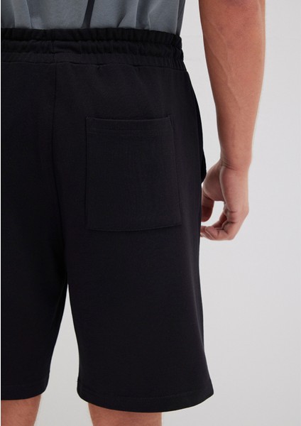 Mavi Logo Baskılı Siyah Şort 0410224-900