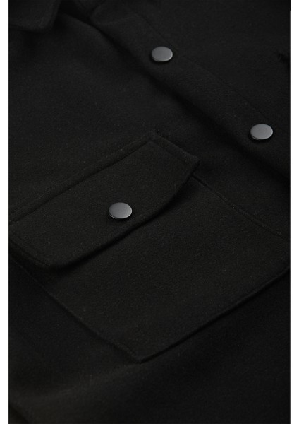 Dar Kesim Cepleri Kapaklı Çıtçıtlı Ince Kaşe Ceket Mont 2500559 modelleri