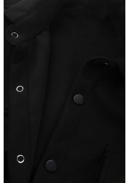 Dar Kesim Cepleri Kapaklı Çıtçıtlı Ince Kaşe Ceket Mont 2500559 fırsatları