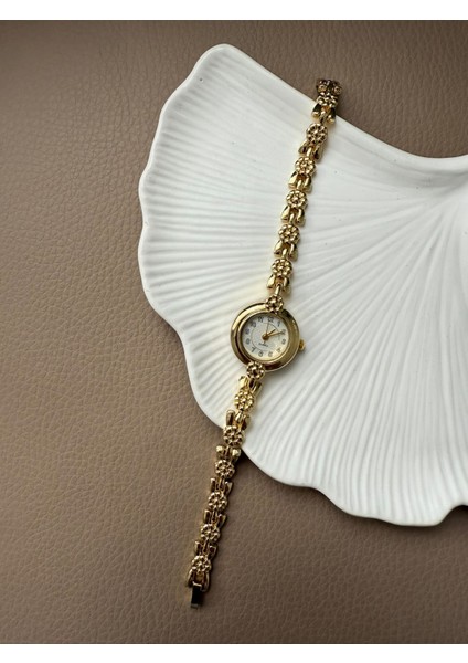 Retro Minimal Metal Kordon Vintage Kadın Kol Saati