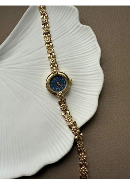 Retro Minimal Metal Kordon Vintage Kadın Kol Saati fırsatları