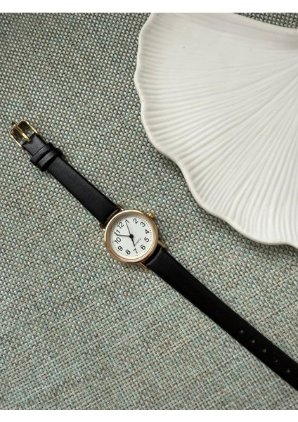 Retro Minimal Deri Kordon Vintage Kadın Kol Saati fiyatları