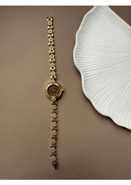 Retro Minimal Metal Kordon Vintage Kadın Kol Saati