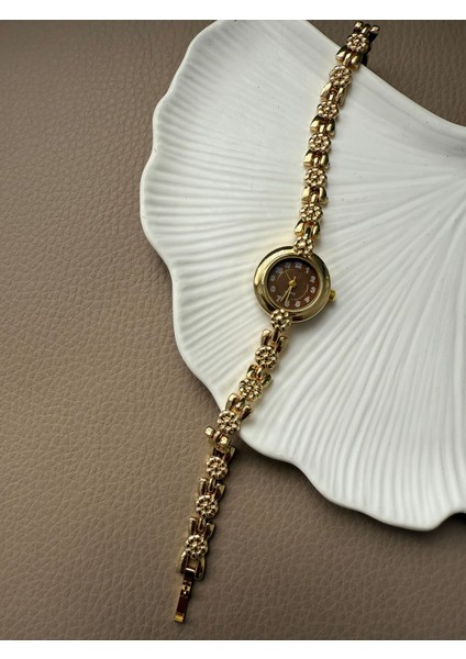 Retro Minimal Metal Kordon Vintage Kadın Kol Saati