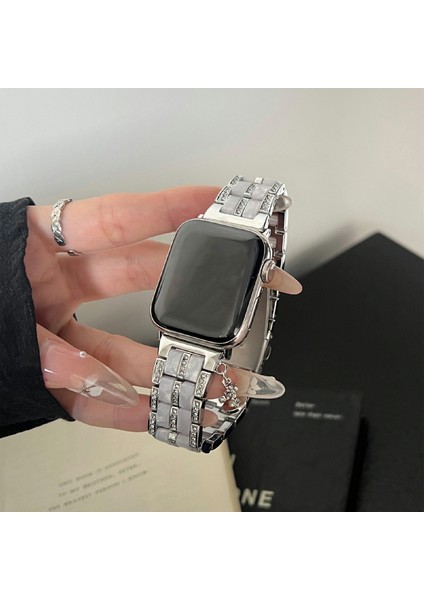 Apple Watch Series 10 46MM/ULTRA 2 Ultra 49MM/SERIES 9 8 7 45MM/SE (2023) Se (2022) Se 6 5 4 44MM/3 2 1 42MM Için 3 Boncuklu Kayış - Gümüş + Yapay Elmas (Yurt Dışından) fiyatları