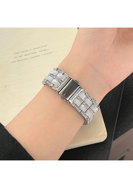 Apple Watch Series 10 46MM/ULTRA 2 Ultra 49MM/SERIES 9 8 7 45MM/SE (2023) Se (2022) Se 6 5 4 44MM/3 2 1 42MM Için 3 Boncuklu Kayış - Gümüş + Yapay Elmas (Yurt Dışından) fırsatları