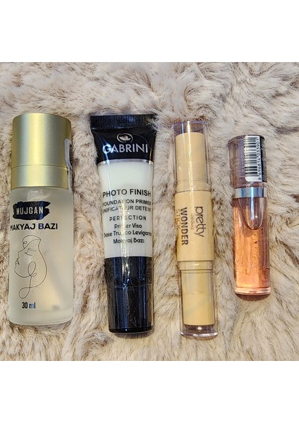 💄 4’lü Makyaj Başlangıç Seti – Profesyonel Görünüm Tek Kutuda! fiyatları